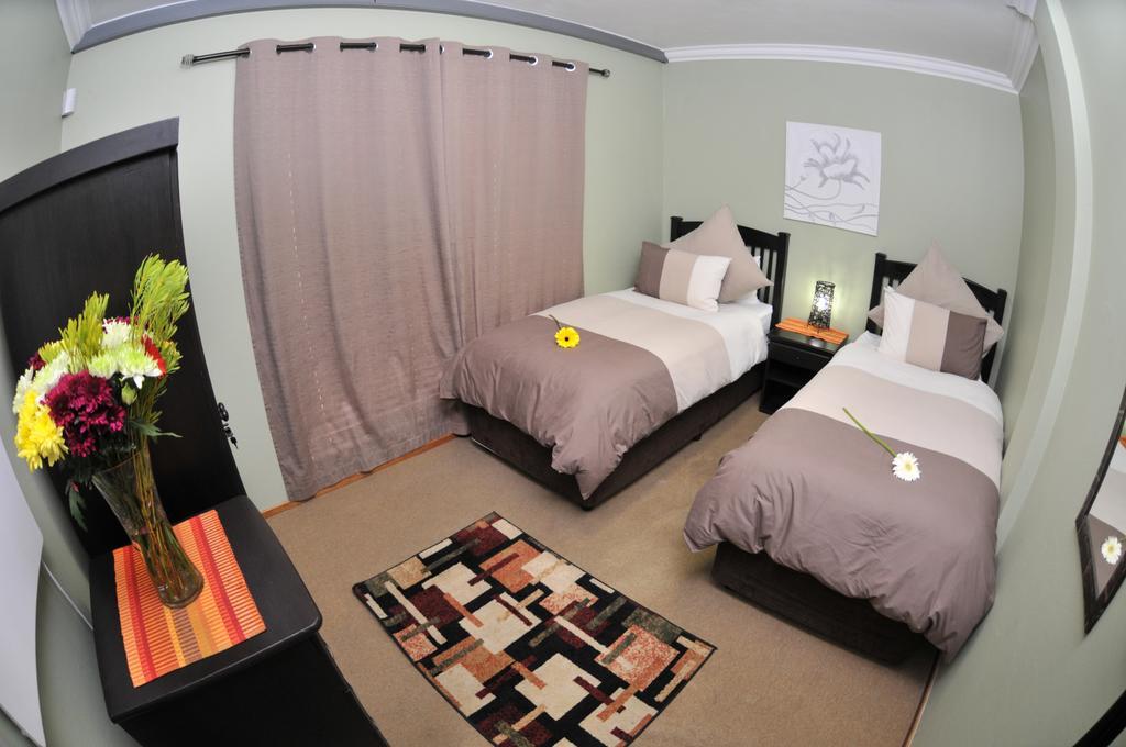 Summer Garden Guest House Benoni Buitenkant foto